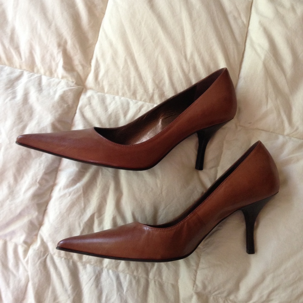 ALDO Brown Pointed Toe Heel